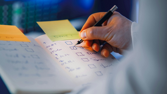 Run Project Management With Pivot + Jira: 5 Zaps For Clean Hand-Offs And Steady Workdays